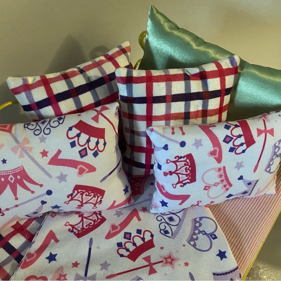 Reversible 6 piece soft minky doll bedding set - Picture 8 of 10